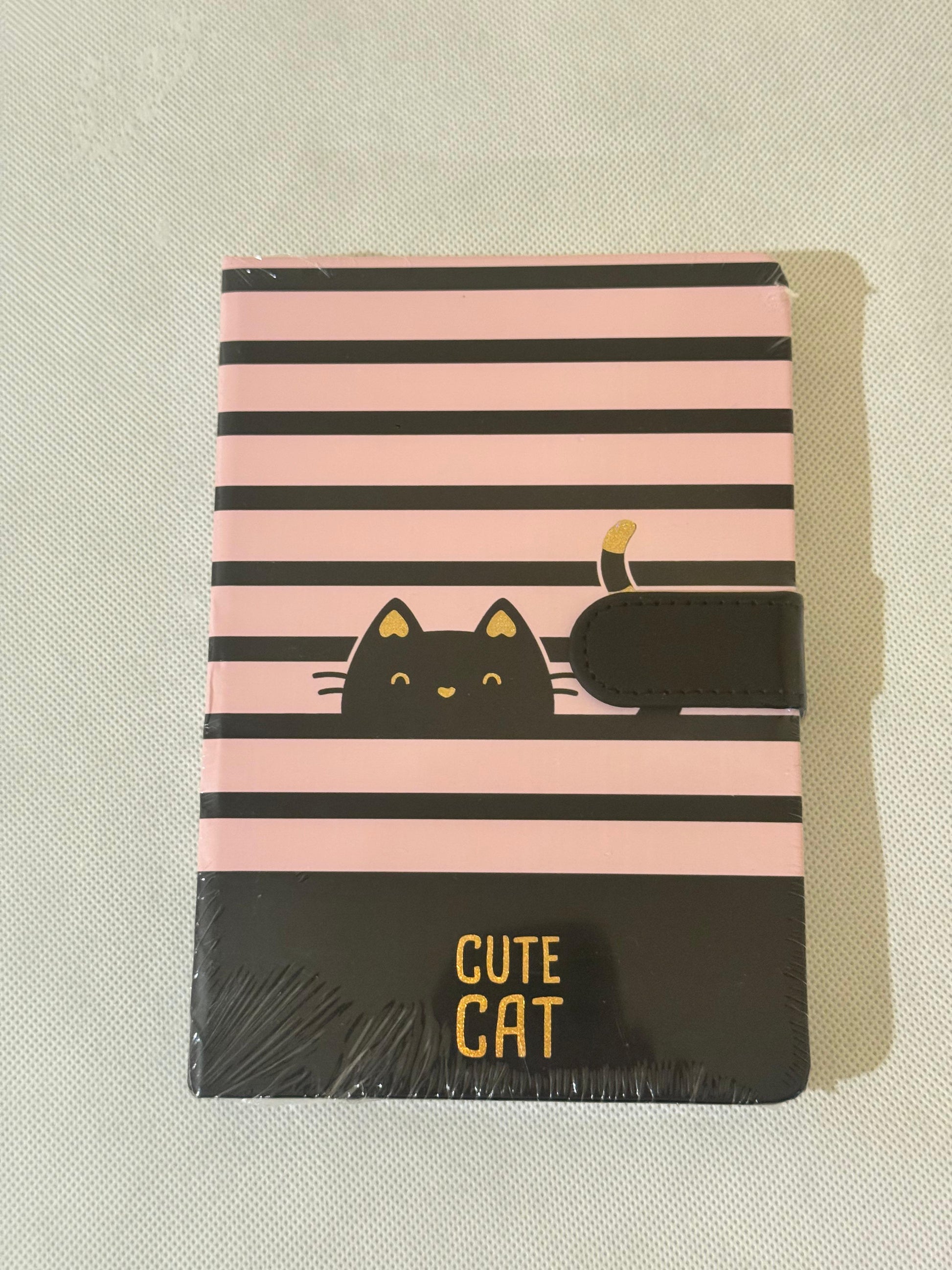 A5 Cute Designer Diary – Aesthetic Notebook with Magnetic Closure