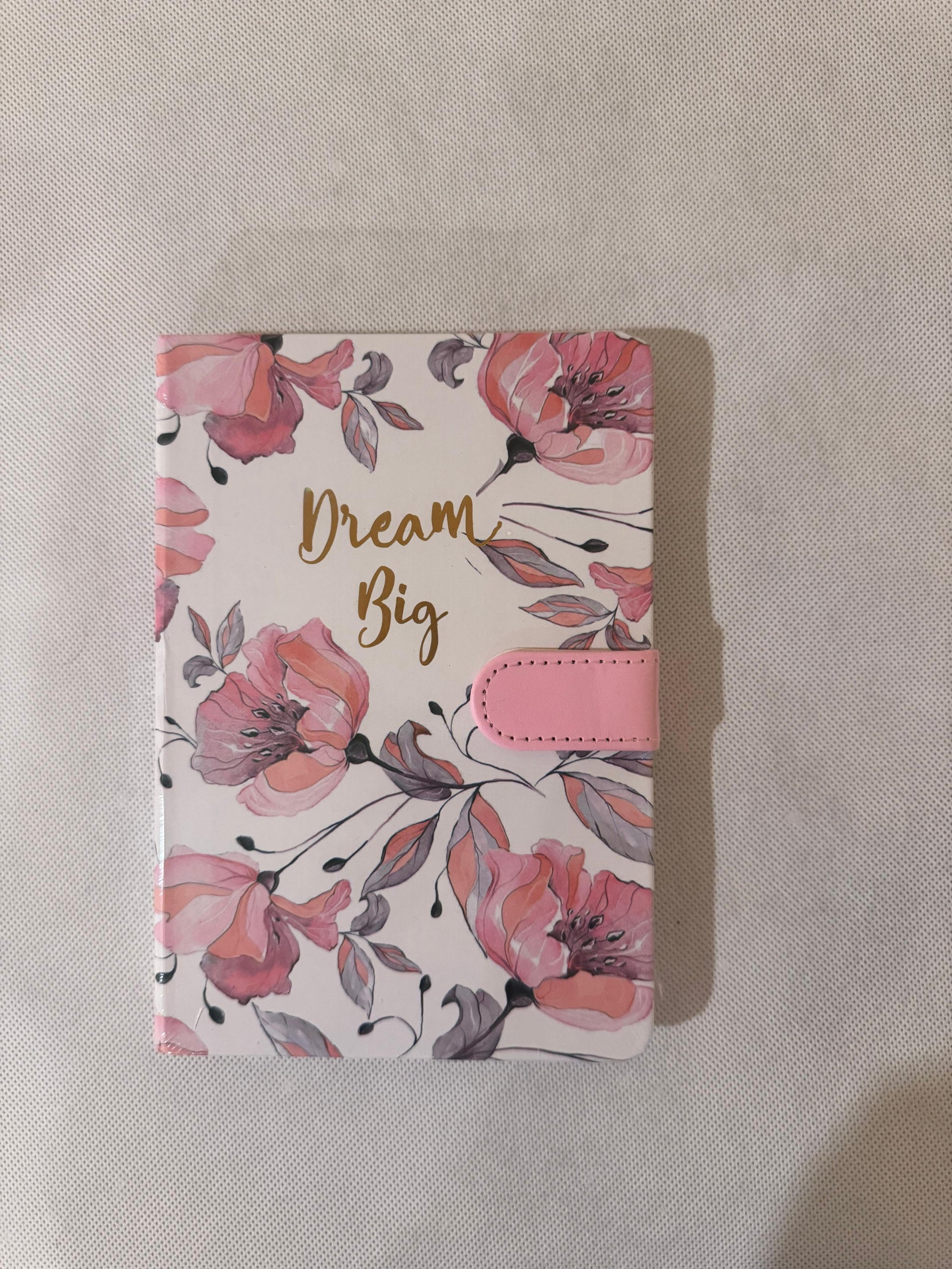 A5 Cute Designer Diary – Aesthetic Notebook with Magnetic Closure