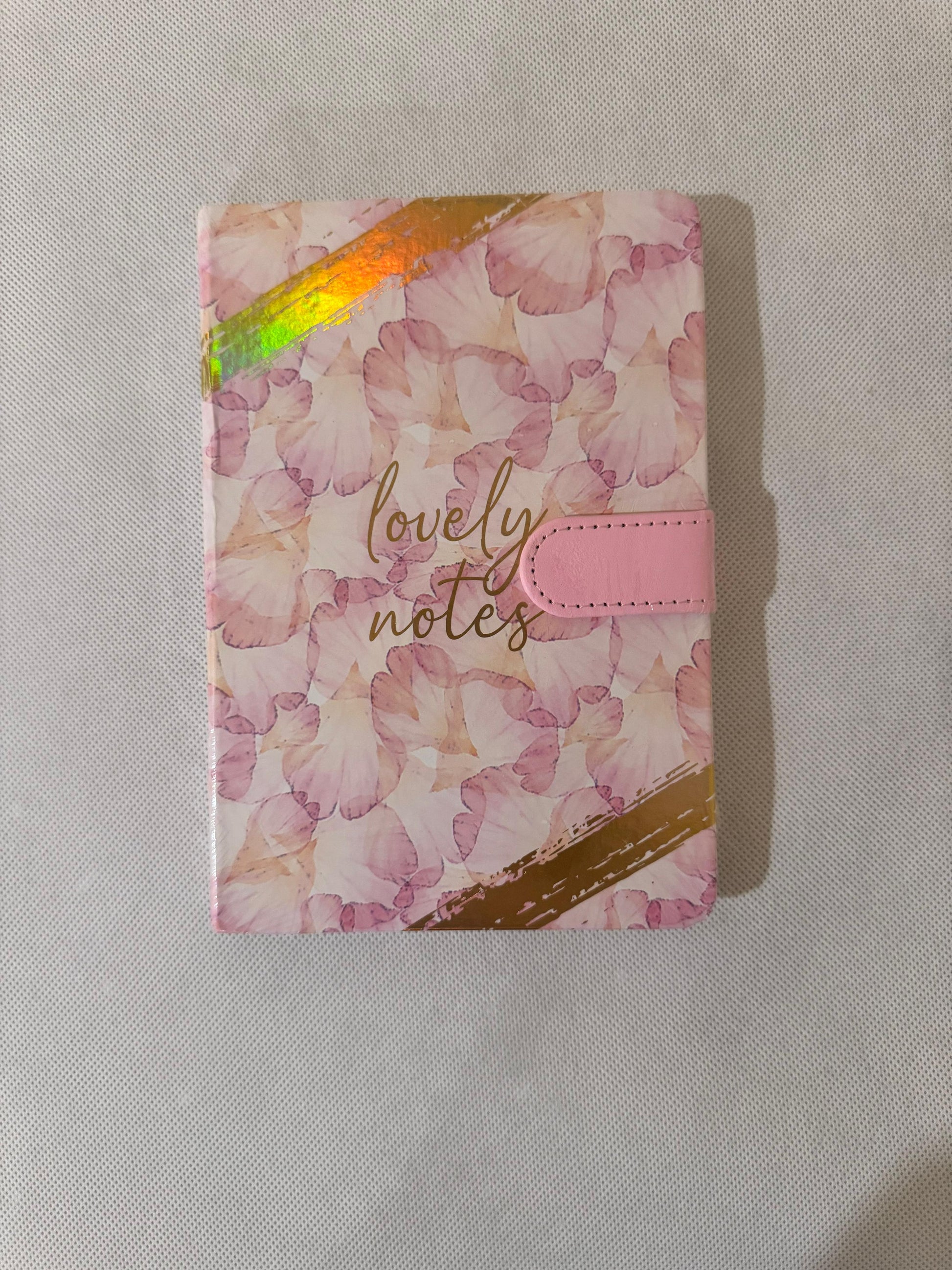 A5 Cute Designer Diary – Aesthetic Notebook with Magnetic Closure