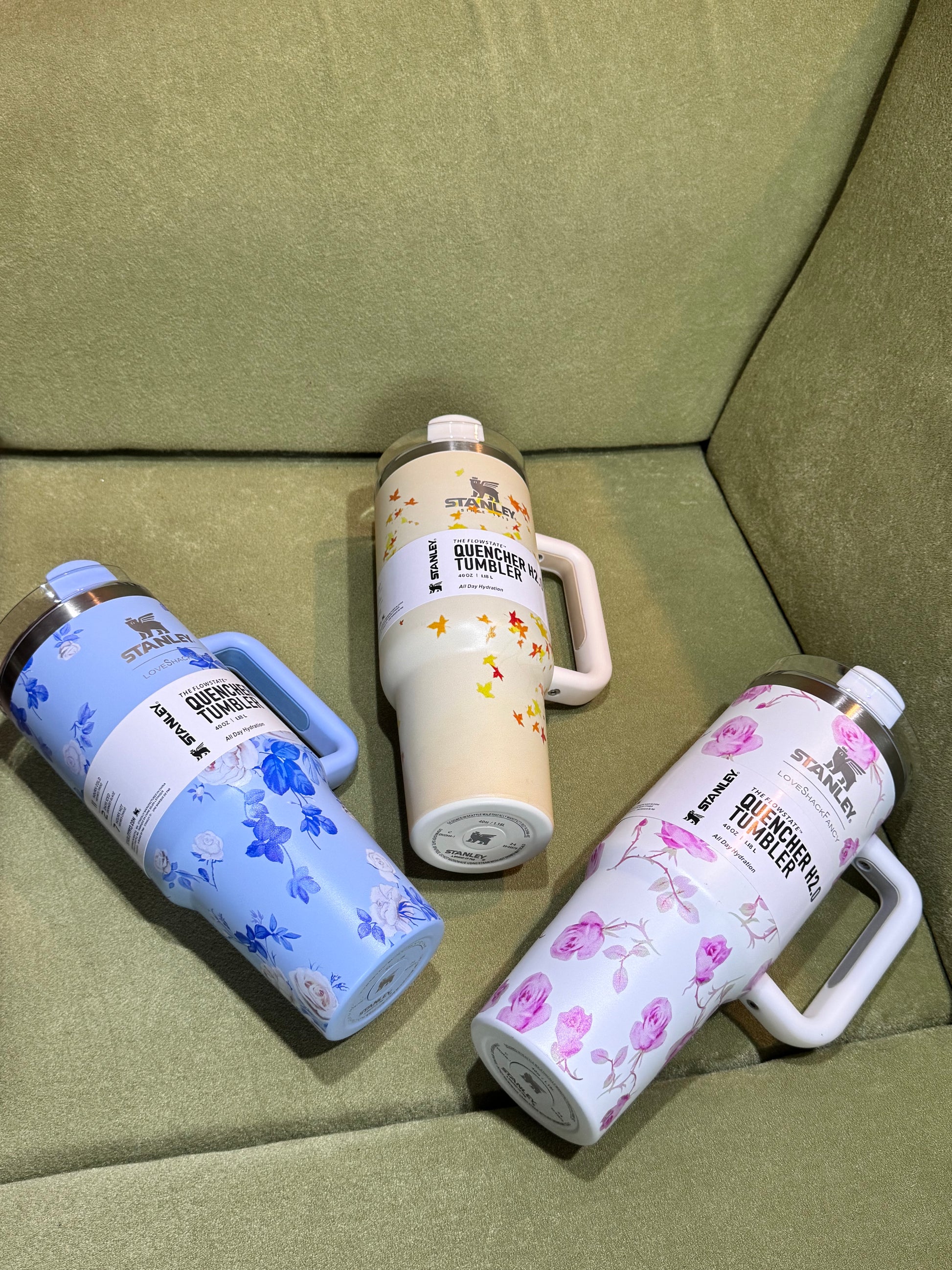 Stanley x LoveShackFancy Quencher H2.0 FlowState™ Tumbler – 40 oz | Blue Garden Edition